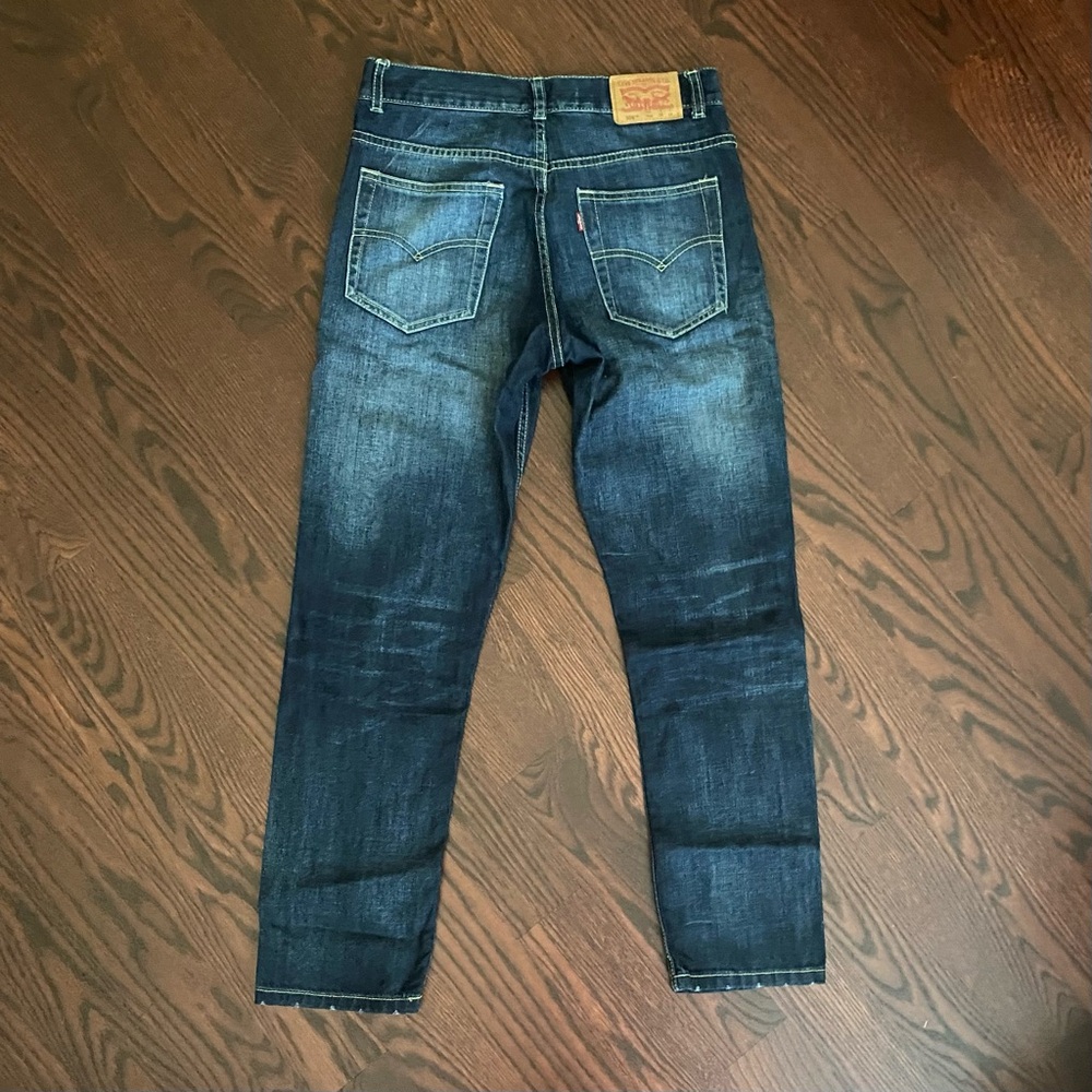 Levi's Women's Straight Leg Jeans in Dark Blue Denim